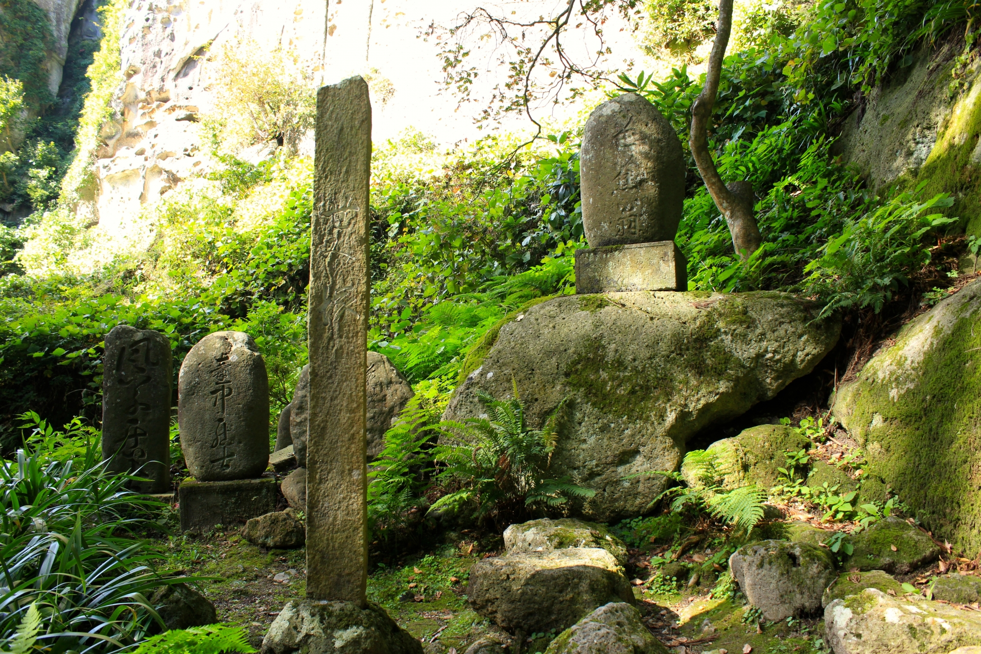 奥の細道とは 簡単にわかりやすく解説 内容や時代背景 詠まれた俳句など 俳句の教科書 俳句の作り方 有名俳句の解説サイト